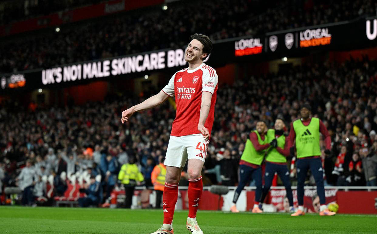 星空体育官方网站包含离谱！阿森纳冲刺阶段豪取连胜萨克拉门托国王篮板制胜备战欧联，菲尼克斯太阳清晨单刀错失的词条